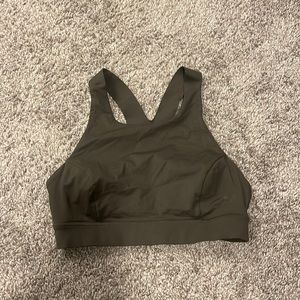 Lulu Lemon sports bra